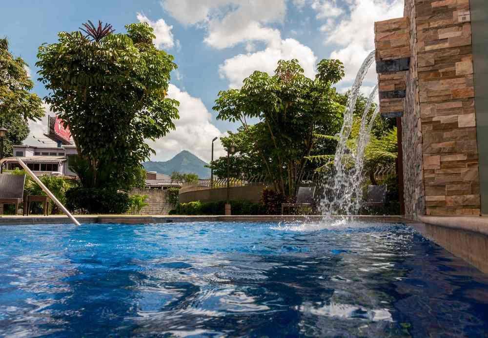 Hotel Courtyard By Marriott San Salvador Exterior foto