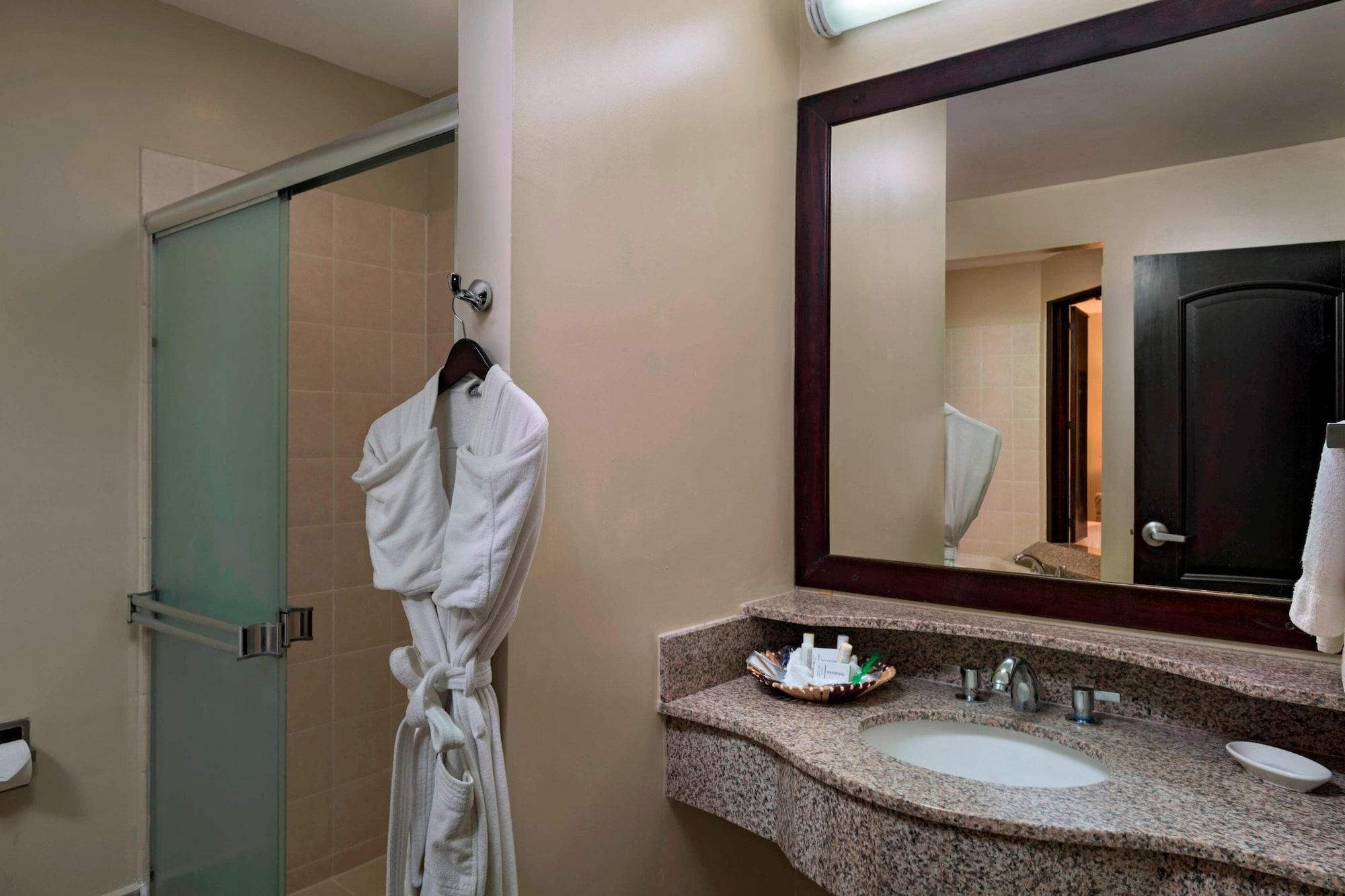 Hotel Courtyard By Marriott San Salvador Exterior foto
