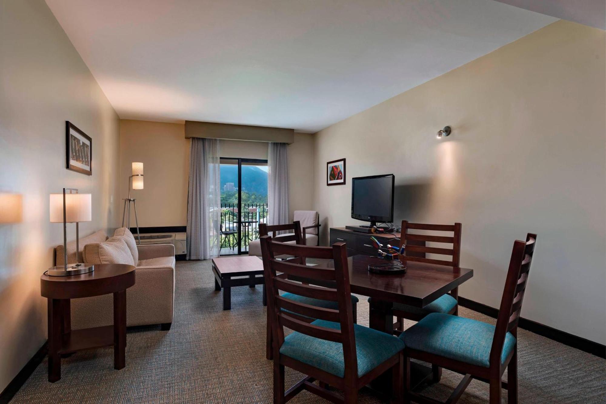 Hotel Courtyard By Marriott San Salvador Exterior foto